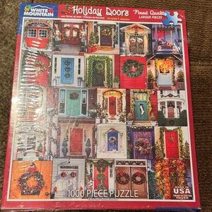 White Mountain Holiday Doors Wreath Puzzle